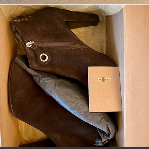 Prada boots. Just reduced. Final Price. - Picture 3 of 6